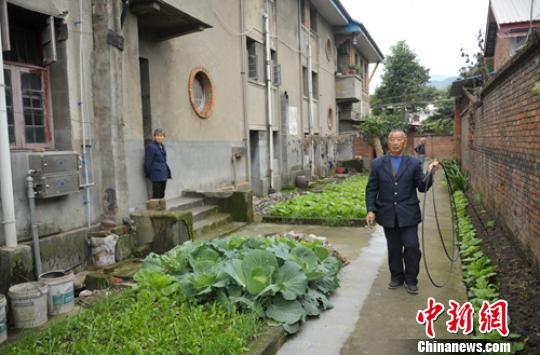 马角坝铁路职工宿舍区，已失去往日的繁华和热闹。　刘忠俊 摄