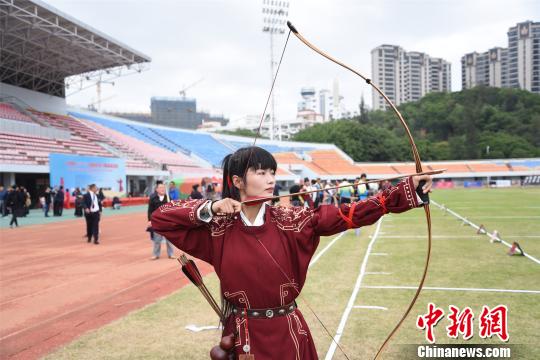 海内外近200名“弓箭手”福建晋江“开弓竞技”