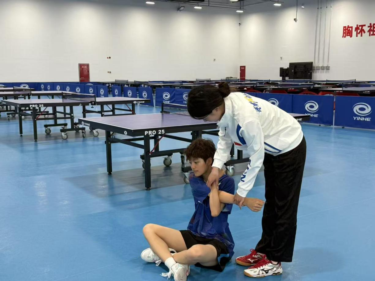 赛前心动力：创新“心身双轨”体系破解隔网对抗心理瓶颈